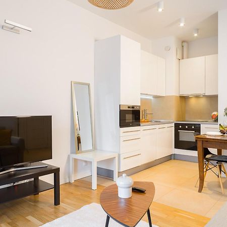 P&O Serviced Apartments Rydygiera Warschau Exterior foto